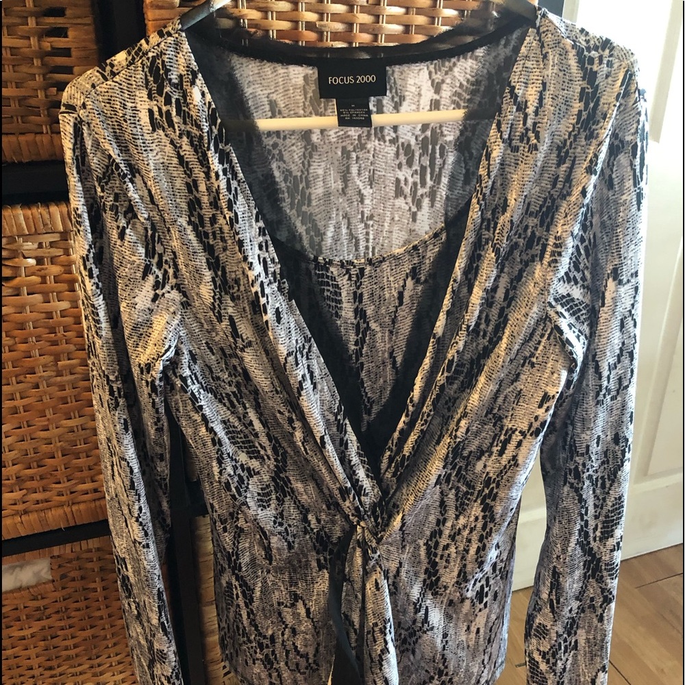 LADIES 2 LAYERED BLOUSE